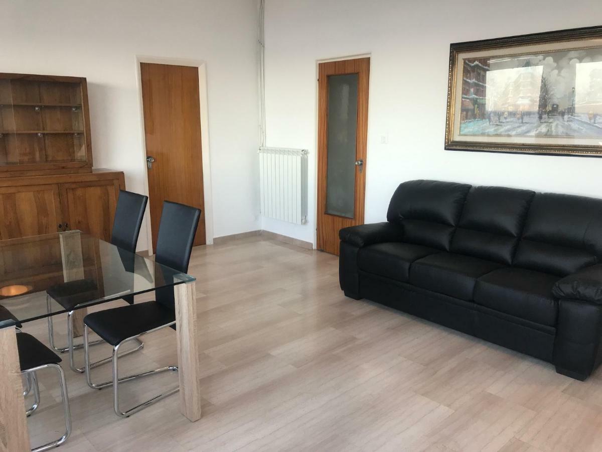 Baia Taormina Apartment จีอาร์ดีนี นักซอส ภายนอก รูปภาพ