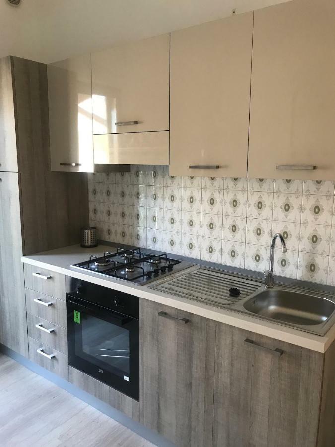 Baia Taormina Apartment จีอาร์ดีนี นักซอส ภายนอก รูปภาพ