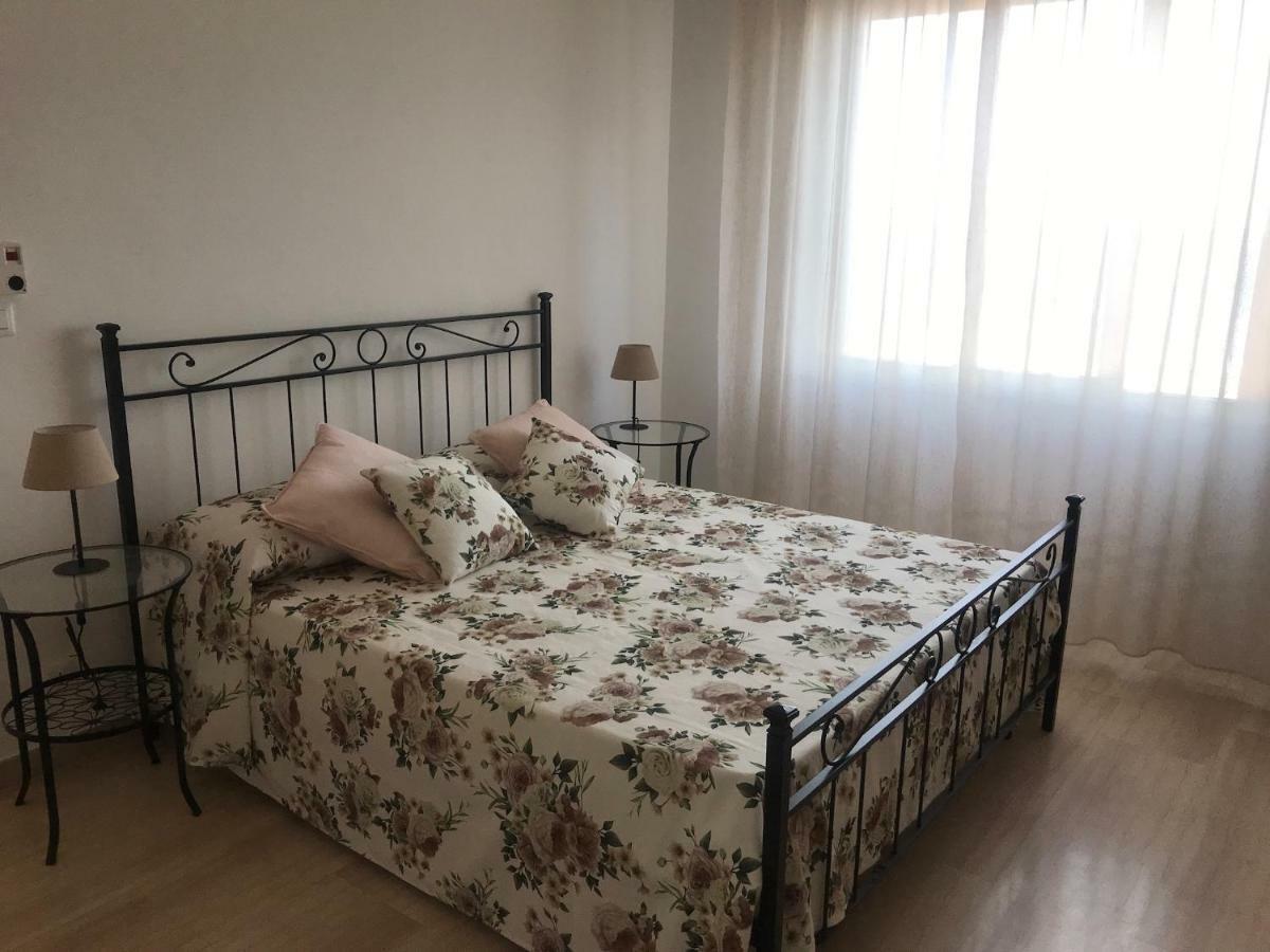 Baia Taormina Apartment จีอาร์ดีนี นักซอส ภายนอก รูปภาพ